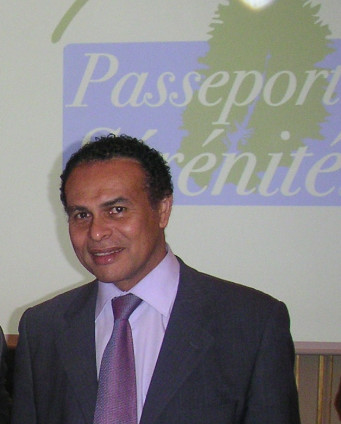 Mr le ministre du tourisme Léon Bertrand